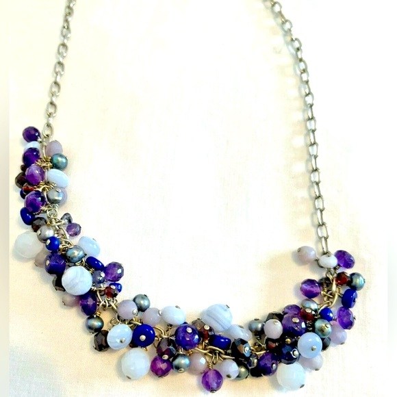 Necklace Purple Beads Choker on Silver Chain Clasp - Picture 4 of 5